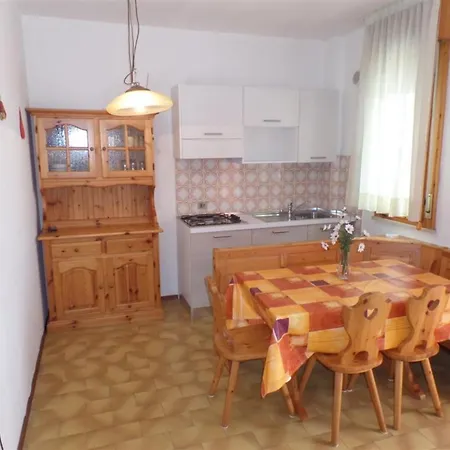 With Terrace And Pool Access Apartment